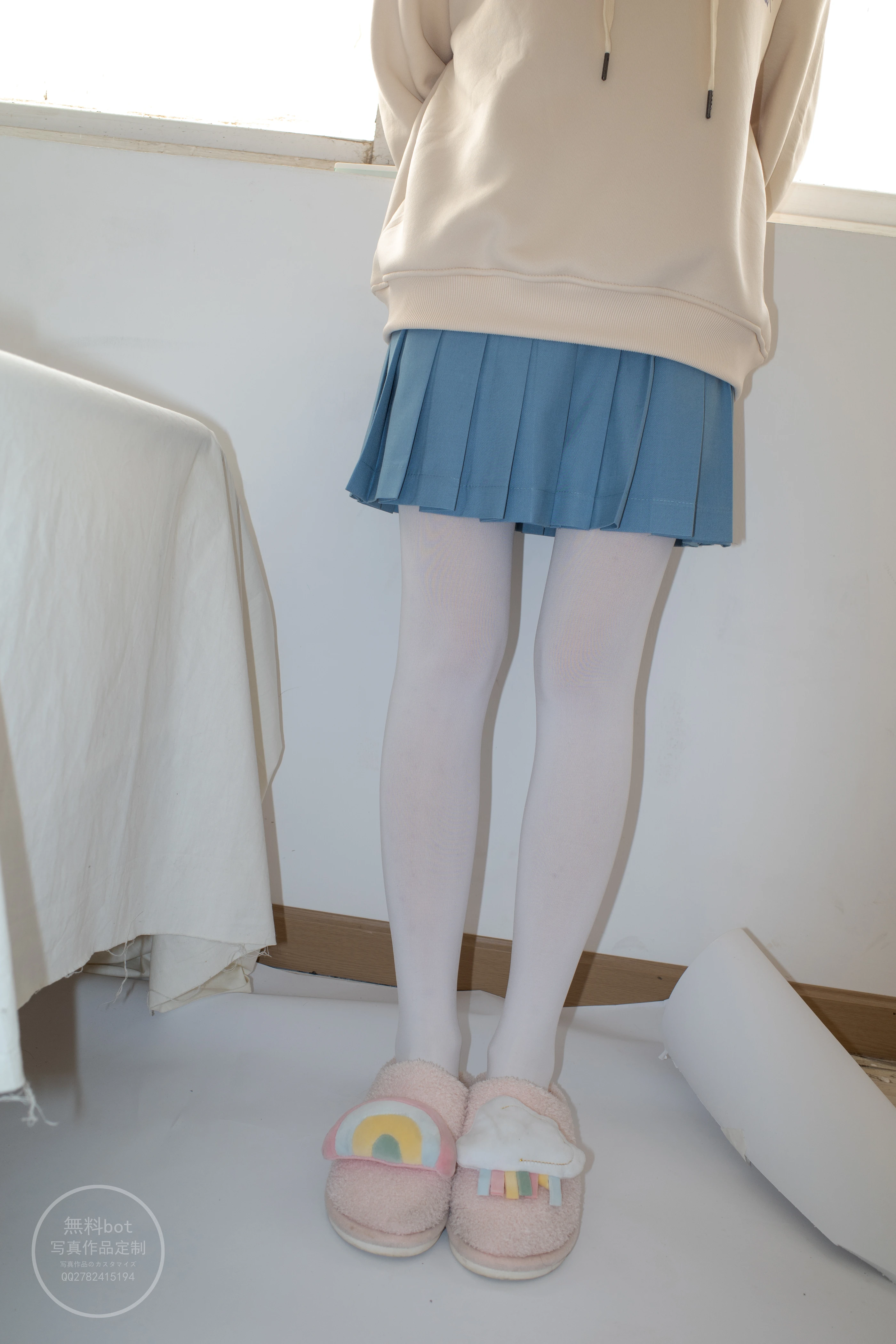 森萝财团 有料 NO.024 小香 阴暗小房间里的白丝双马尾萝莉 [84P]插图6